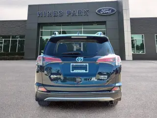 Toyota RAV4 híbrido 2017 AWD Limited 4dr SUV