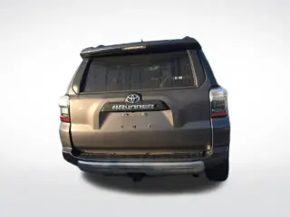 Toyota 4Runner 2019 4x4 SR5 4dr SUV
