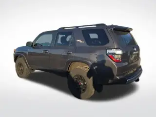 Toyota 4Runner 2019 4x4 SR5 4dr SUV