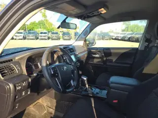 Toyota 4Runner 2019 4x4 SR5 4dr SUV