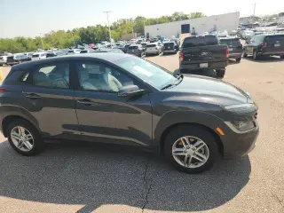Hyundai KONA 2023 AWD SE 4dr Crossover