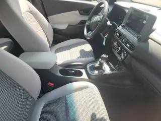 Hyundai KONA 2023 AWD SE 4dr Crossover