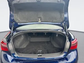 Infiniti Q50 2023 Luxe 4dr Sedán