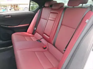 Lexus IS 300 2021 4dr Sedán