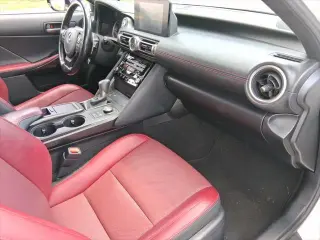 Lexus IS 300 2021 4dr Sedán
