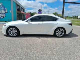 Lexus IS 300 2021 4dr Sedán