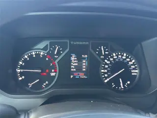 Toyota Tundra 2024 4x4 SR5 4dr Cab Pickup CrewMax