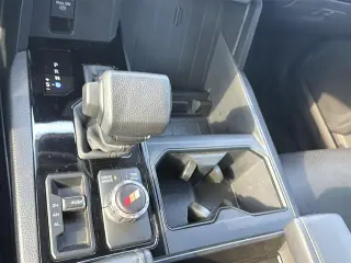 Toyota Tundra 2024 4x4 SR5 4dr Cab Pickup CrewMax