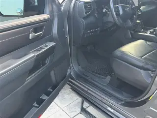 Toyota Tundra 2024 4x4 SR5 4dr Cab Pickup CrewMax