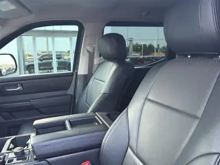 Toyota Tundra 2024 4x4 SR5 4dr Cab Pickup CrewMax