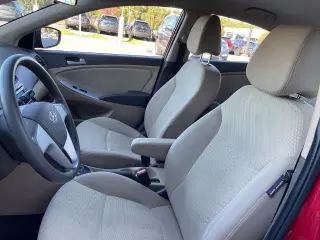 Hóyundai ACCENT 2013 GLS 4dr Sedan