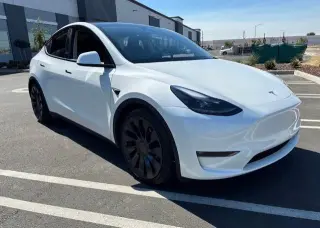 Modelo Y Tesla 2025 AWD Desempeño 4dr Crossover
