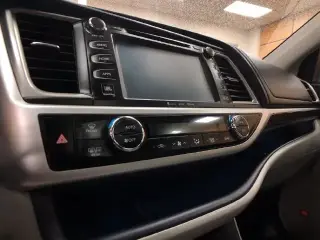 Toyota Highlander 2016 AWD Limited Platinum 4dr SUV