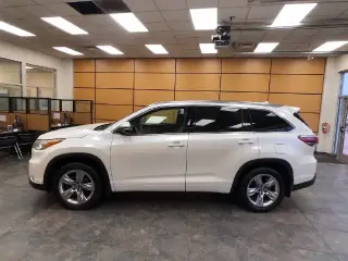Toyota Highlander 2016 AWD Limited Platinum 4dr SUV