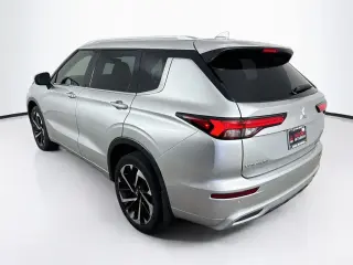 Mitsubishi Outlander 2022 SEL 4dr SUV