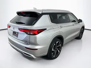 Mitsubishi Outlander 2022 SEL 4dr SUV