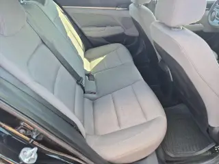 Hyundai Elantra 2017 SE 4dr Sedan 6M (EE. UU.)