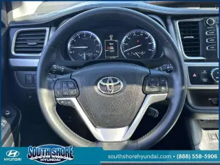 Toyota Highlander 2016 4x2 XLE SUV 4 puertas