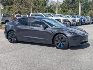 Tesla Model 3 2026 Premium 4dr Fastback