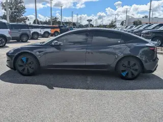 Tesla Model 3 2026 Premium 4dr Fastback