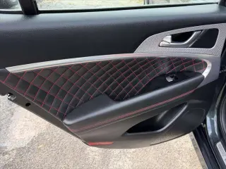 Genesis G70 2023 3.3T Estándar 4dr Sedán
