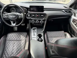 Genesis G70 2023 3.3T Estándar 4dr Sedán