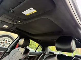 Genesis G70 2023 3.3T Estándar 4dr Sedán