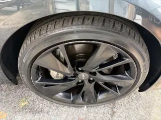 Genesis G70 2023 3.3T Estándar 4dr Sedán