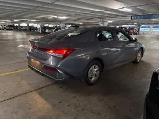 Hyundai ELANTRA 2026 SE Sedán 4 puertas