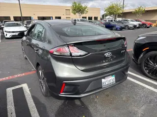 Hyundai IONIG Híbrido enchufable 2021 SE 4dr Hatchback