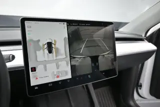 Tesla Model Y 2023 AWD Long Range 4dr Crossover