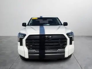 Toyota Tundra 2024 4x2 SR5 4dr CrewMax Cab Pickup SB