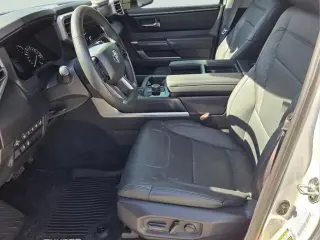 Toyota Tundra 2024 4x2 SR5 4dr CrewMax Cab Pickup SB