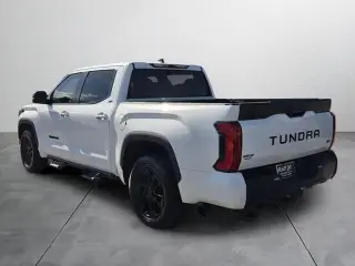 Toyota Tundra 2024 4x2 SR5 4dr CrewMax Cab Pickup SB