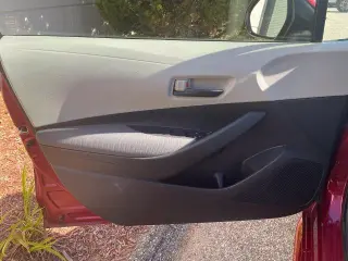 Toyota Corolla Híbrido 2022 LE 4dr Sedán