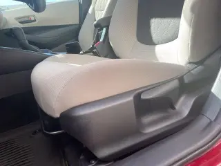 Toyota Corolla Híbrido 2022 LE 4dr Sedán