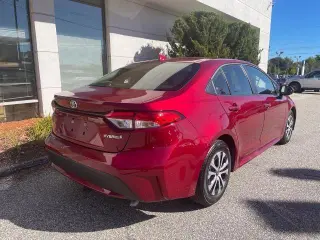 Toyota Corolla Híbrido 2022 LE 4dr Sedán