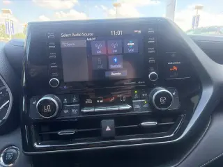 Toyota Highlander 2022 XLE 4dr SUV