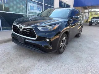 Toyota Highlander 2022 XLE 4dr SUV