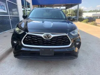 Toyota Highlander 2022 XLE 4dr SUV