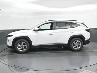Hyundai TUCSON 2024 SEL 4dr SUV (lanzamiento a mitad de año)