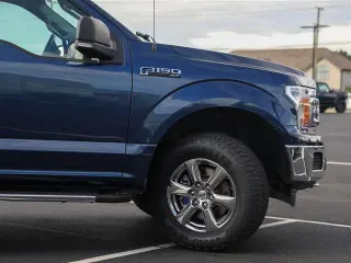 Ford F-150 2018 4x4 XLT 4dr SuperCrew 5.5 ft. SB