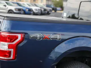 Ford F-150 2018 4x4 XLT 4dr SuperCrew 5.5 ft. SB