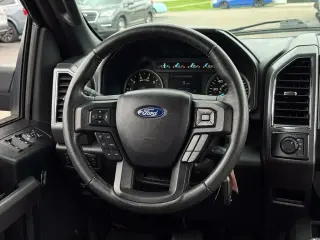 Ford F-150 2020 4x4 XLT 4dr SuperCrew 5.5 ft. SB
