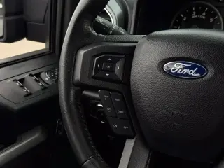 Ford F-150 2020 4x4 XLT 4dr SuperCrew 5.5 ft. SB