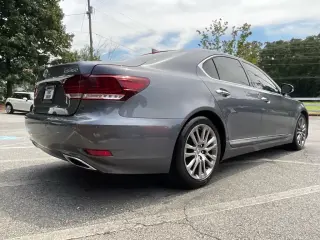 Lexus LS 460 2016 4dr Sedán