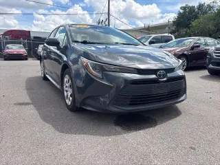 Toyota Corolla 2024 LE 4dr Sedán
