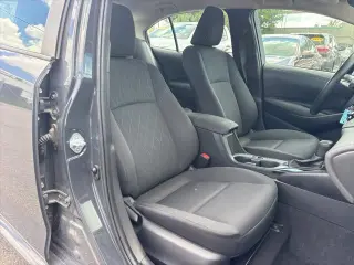 Toyota Corolla 2024 LE 4dr Sedán