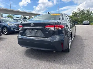 Toyota Corolla 2024 LE 4dr Sedán