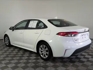Toyota Corolla 2024 LE 4dr Sedán